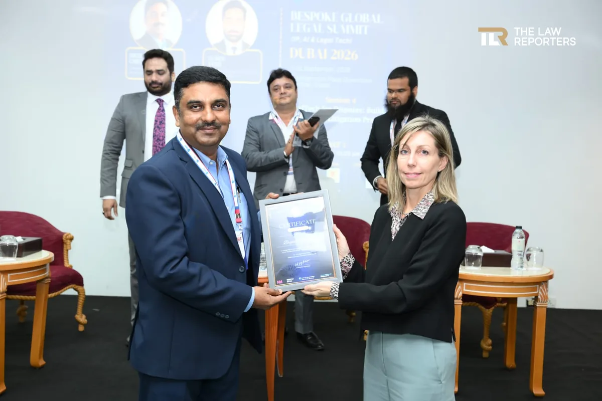 Brijesh Chedayan receiving a certificate of appreciation for moderating the LegalTech for Disputes panel at BGLS Dubai